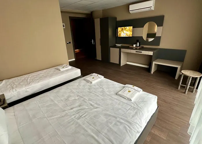 Esse Joven Hotel